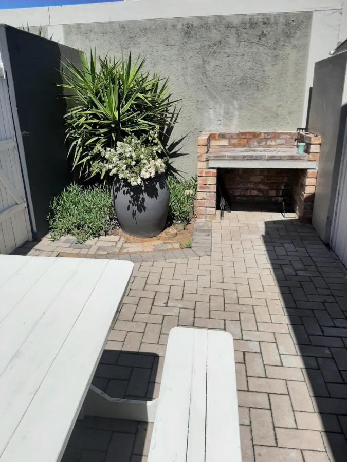 Croeso Guest House 兰格班 外观 照片